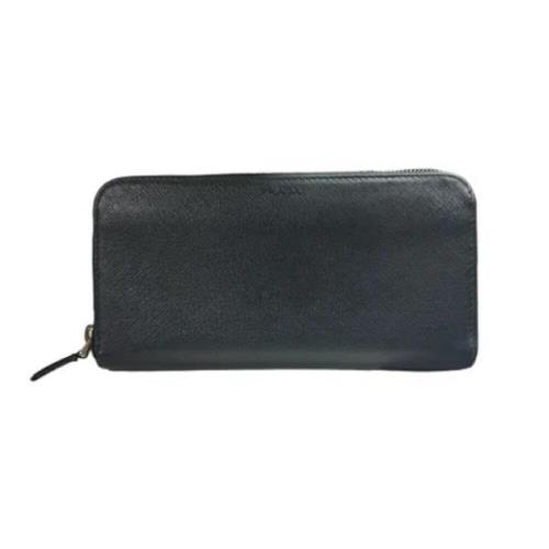 Pre-owned Leather wallets