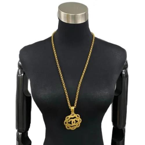 Pre-owned Yellow Gold chanel-jewelry