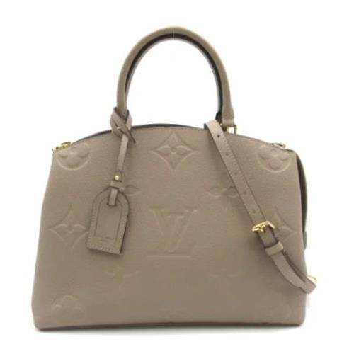 Pre-owned Leather louis-vuitton-bags