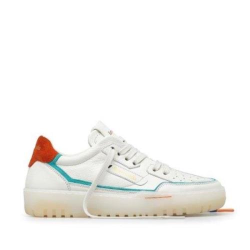 Retro Sport Skinn Sneakers