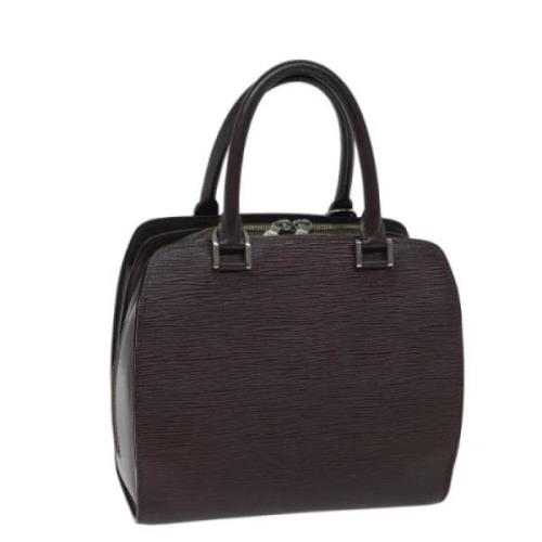 Pre-owned Leather handbags