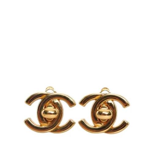 Pre-owned Yellow Gold earrings