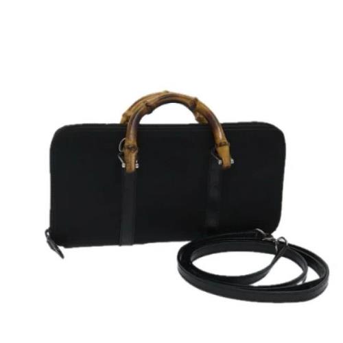 Pre-owned Nylon handbags