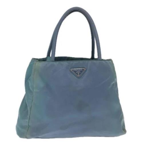 Pre-owned Nylon handbags