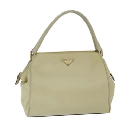 Pre-owned Nylon handbags