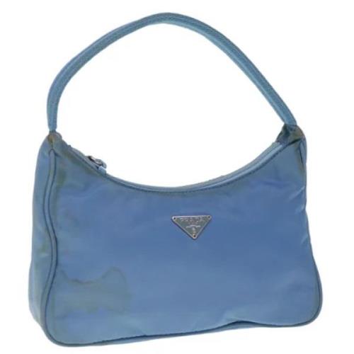 Pre-owned Nylon handbags