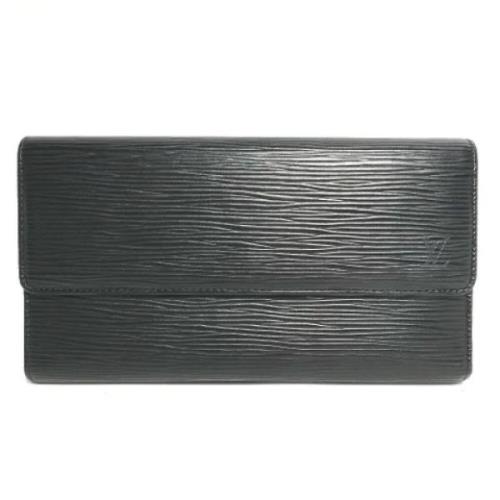 Pre-owned Leather wallets