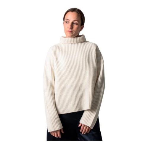 Turtle Neck Sweater Ripp Varisa