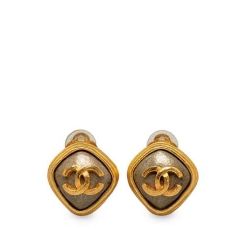 Pre-owned Yellow Gold earrings