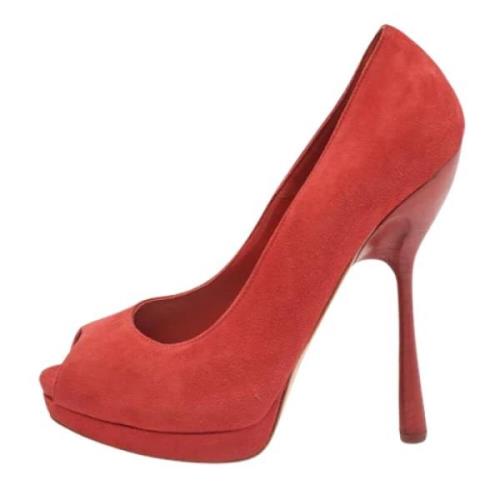 Pre-owned Suede heels