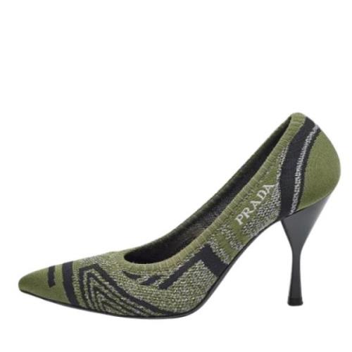 Pre-owned Fabric heels