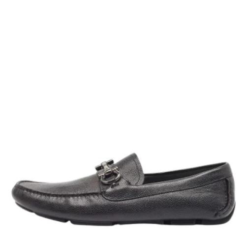 Pre-owned Leather flats