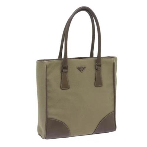 Pre-owned Canvas handbags