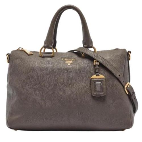 Pre-owned Leather handbags