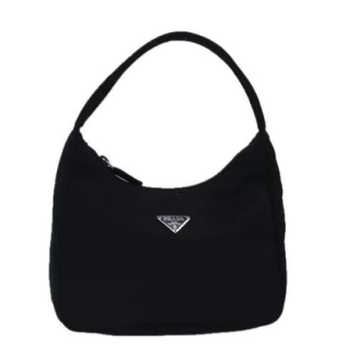 Pre-owned Nylon handbags