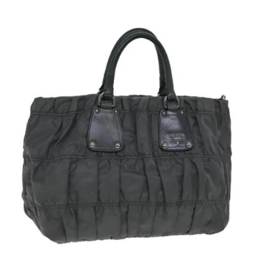 Pre-owned Nylon handbags