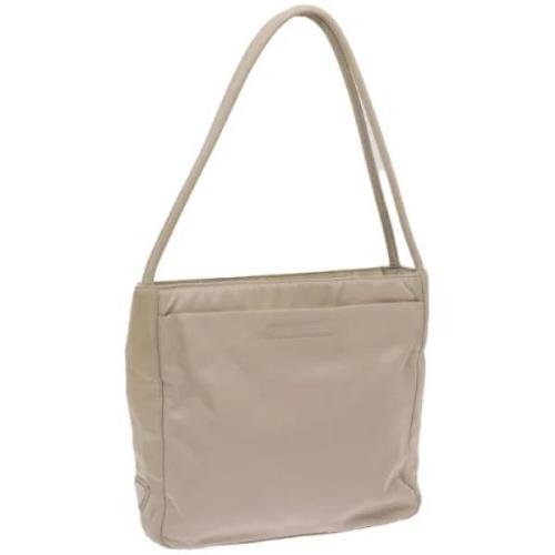 Pre-owned Nylon handbags