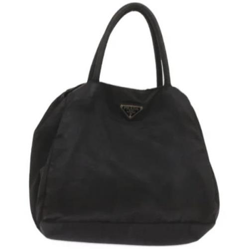 Pre-owned Nylon handbags