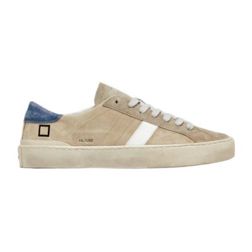 Beige Sneakers for en Stilig Look