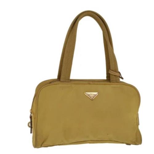 Pre-owned Nylon handbags