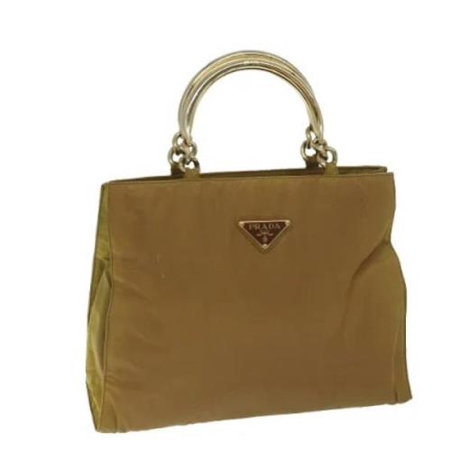 Pre-owned Nylon handbags