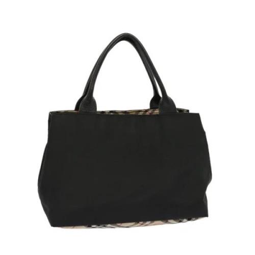 Pre-owned Nylon handbags