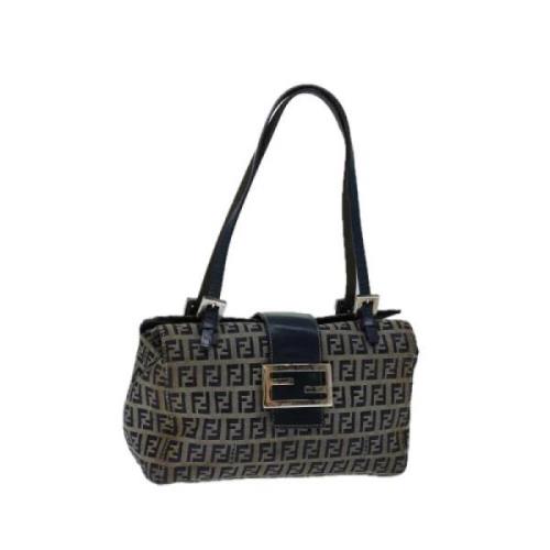 Pre-owned Canvas handbags