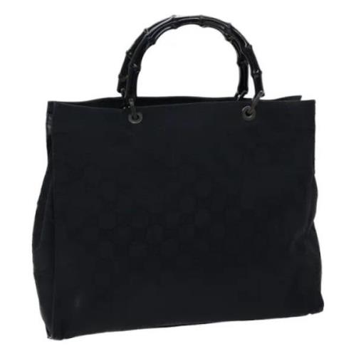 Pre-owned Nylon handbags