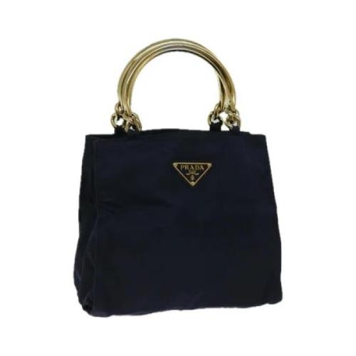 Pre-owned Nylon handbags