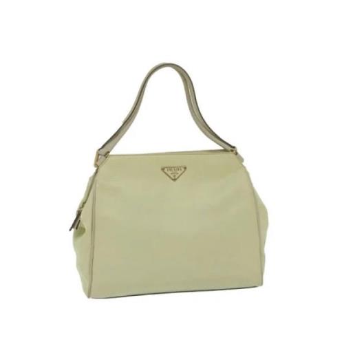 Pre-owned Nylon handbags