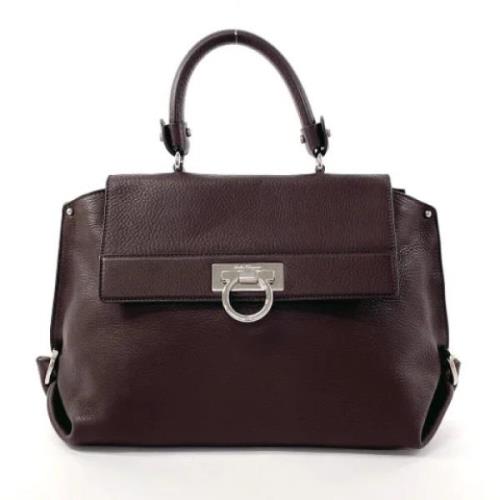 Pre-owned Leather handbags