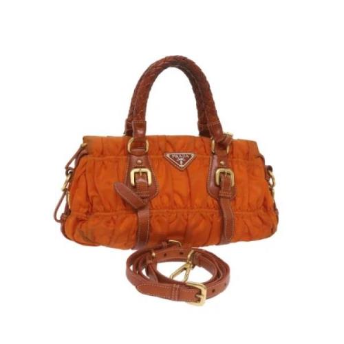 Pre-owned Nylon handbags