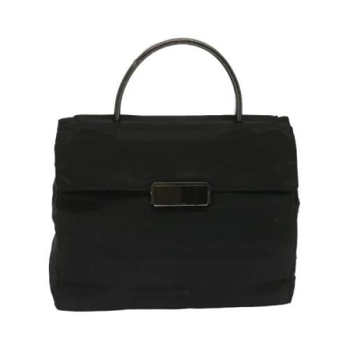 Pre-owned Nylon handbags