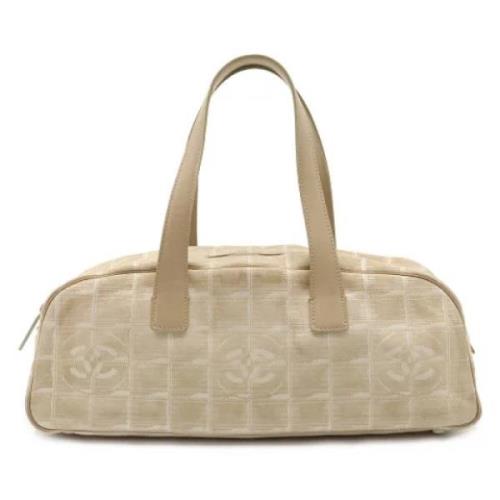 Pre-owned Fabric handbags