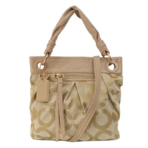 Pre-owned Canvas handbags