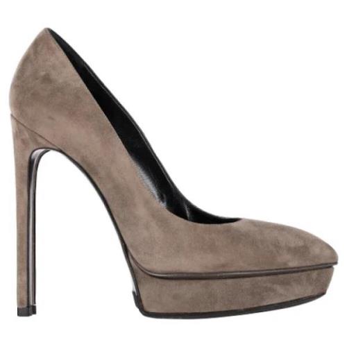 Pre-owned Suede heels