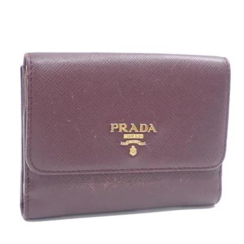 Pre-owned Leather wallets