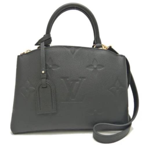 Pre-owned Leather handbags