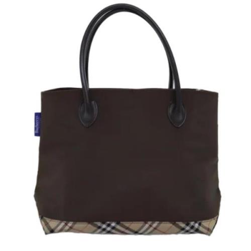 Pre-owned Fabric handbags