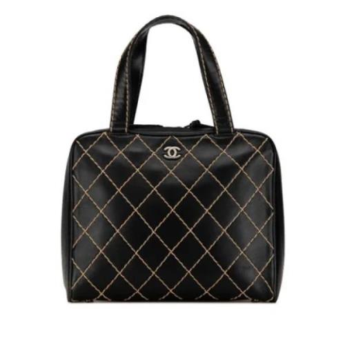 Pre-owned Leather handbags