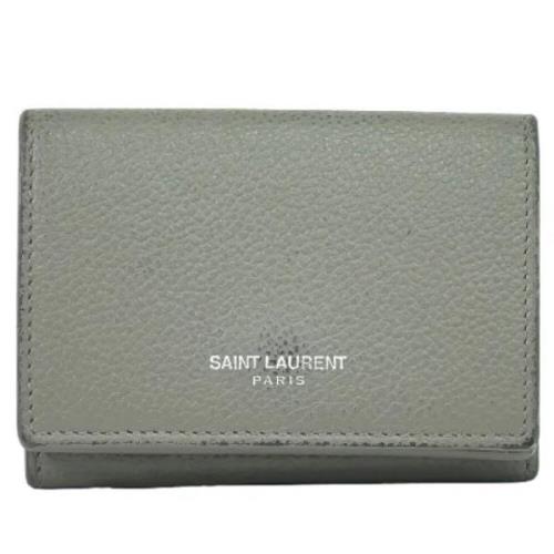 Pre-owned Leather wallets