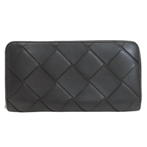 Pre-owned Leather wallets