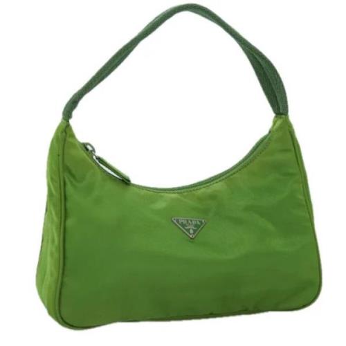 Pre-owned Nylon handbags