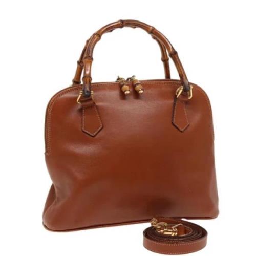 Pre-owned Leather handbags