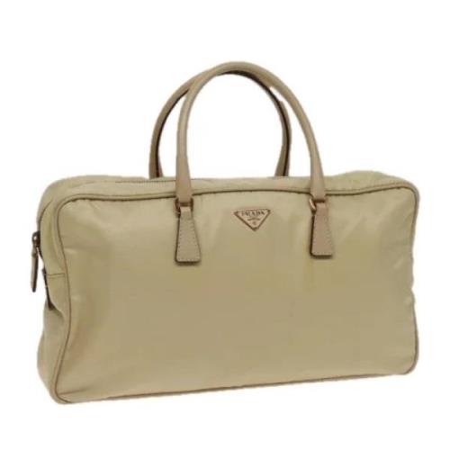 Pre-owned Nylon handbags