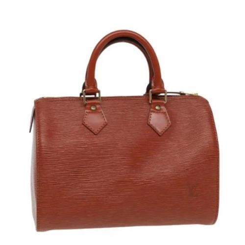 Pre-owned Leather handbags