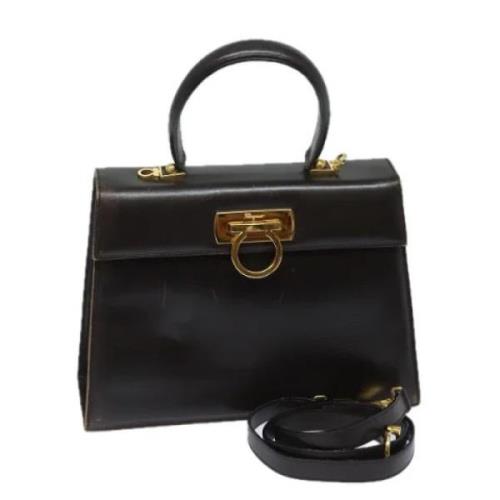 Pre-owned Leather handbags