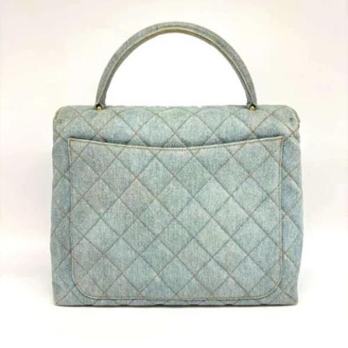 Pre-owned Canvas handbags