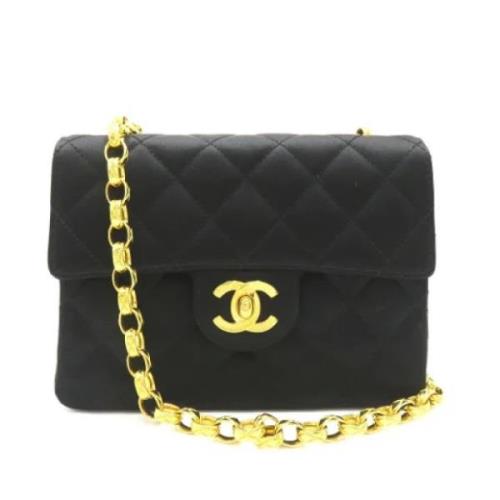 Pre-owned Satin chanel-bags