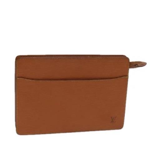 Pre-owned Leather clutches